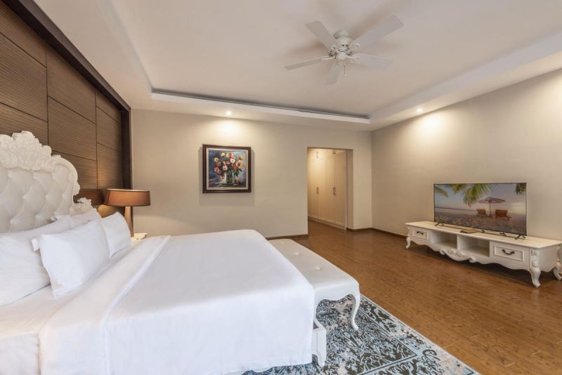 2 bedroom villa pool view