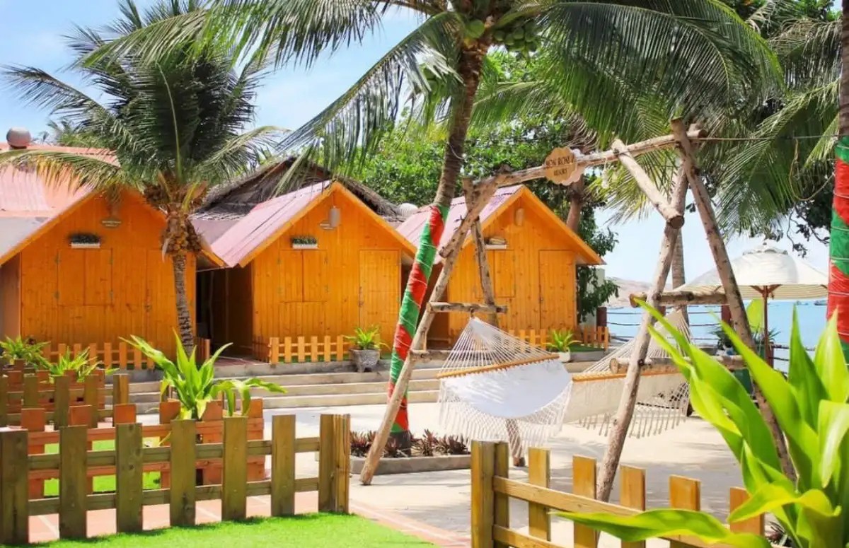 HON ROM 2 RESORT