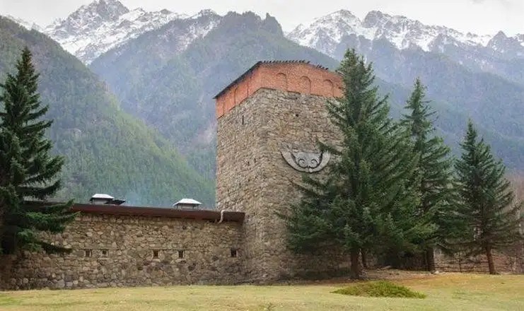 СТАРЫЙ АЛАМАТ