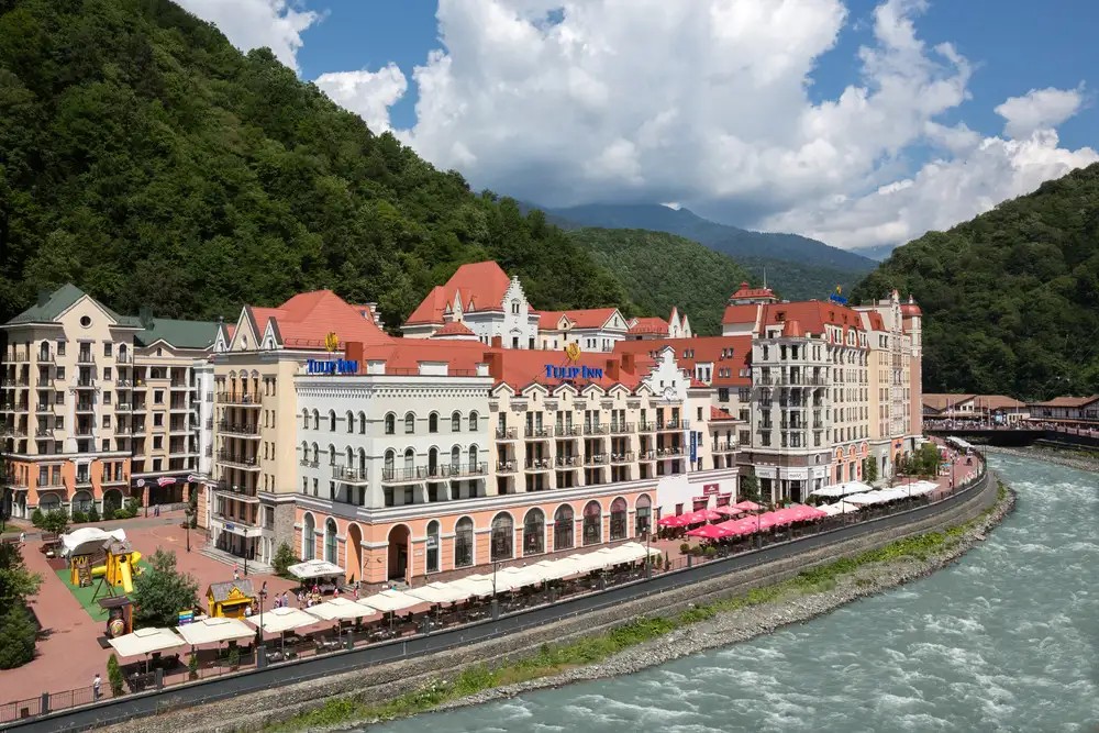 TULIP INN ROSA KHUTOR (ТЮЛИП ИНН РОЗА ХУТОР)