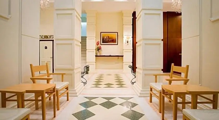 THE ECOTEL BANGKOK