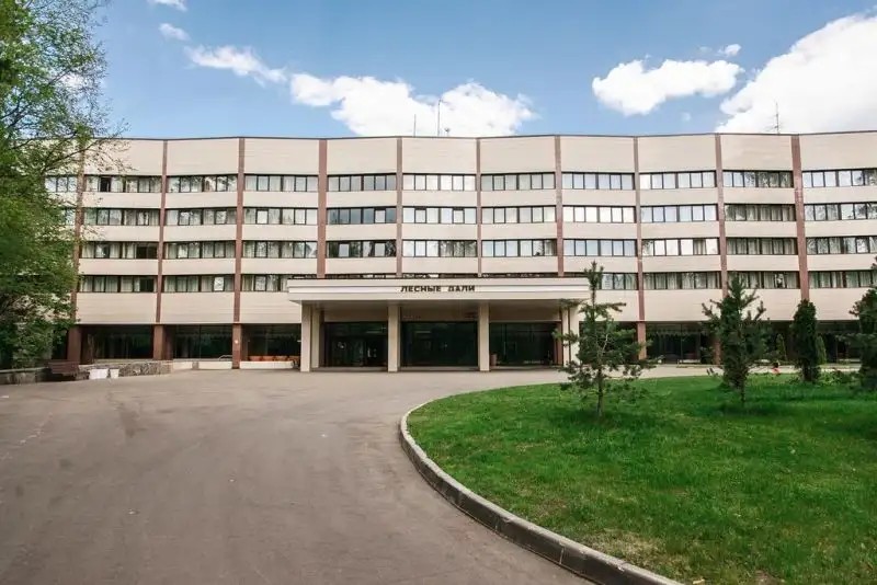 ЛЕСНЫЕ ДАЛИ