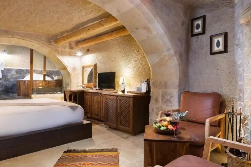 CAPPA VIA CAVE HOTEL