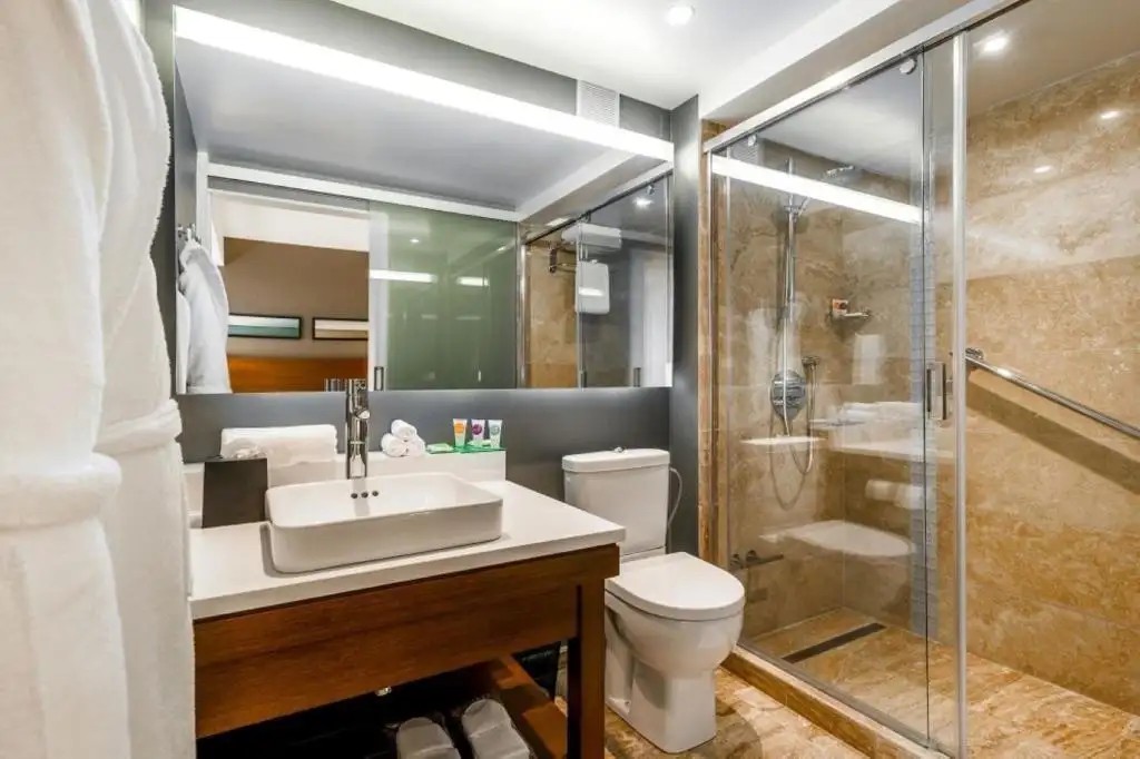 YEREVAN PLACE (EX. HYATT PLACE YEREVAN)