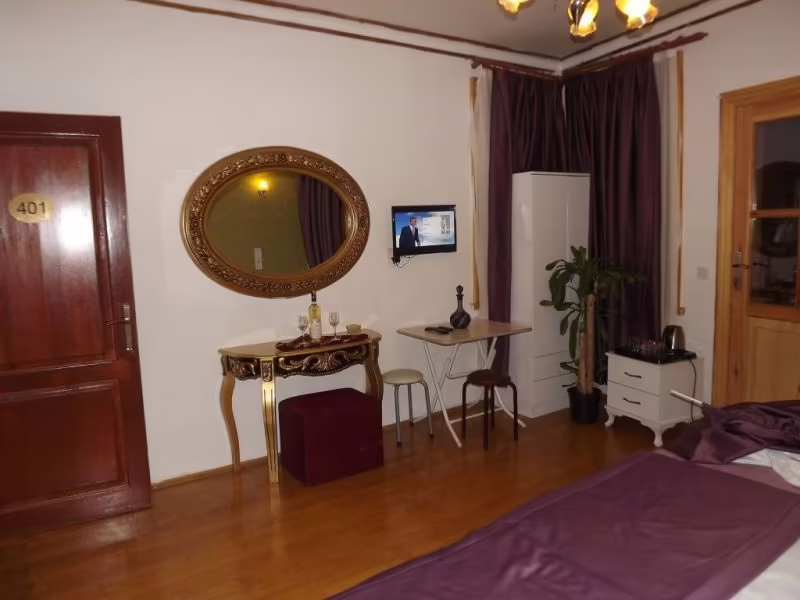 OLD CITY FAMILY HOTEL