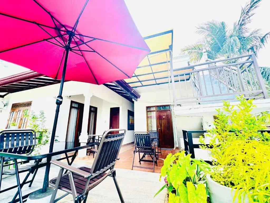THE ROOFTOP VILLA