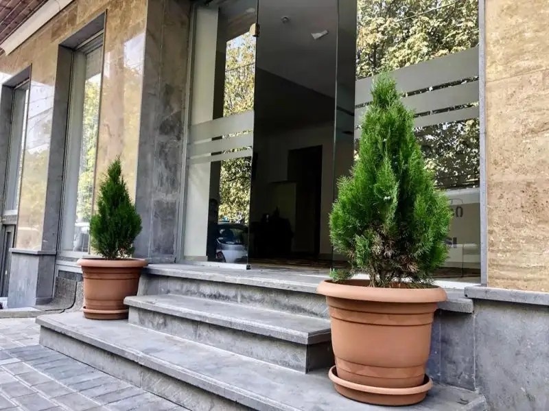 LEO PALACE