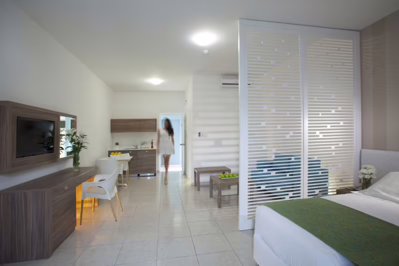 PRINCESSA VERA HOTEL APARTMENTS