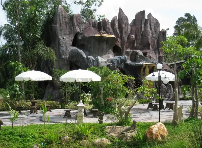 NATTHA WAREE HOTSPRING