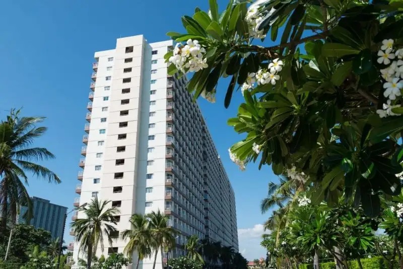 JOMTIEN BEACH CONDOMINIUM