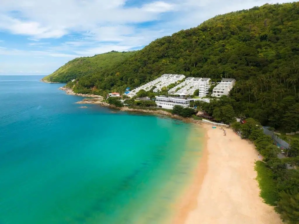 THE NAI HARN (EX. PURAVARNA THE ROYAL PHUKET YACHT CLUB)