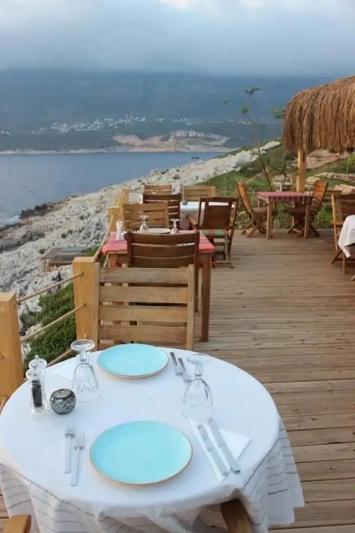 MANDALINA LUXURY SUITES