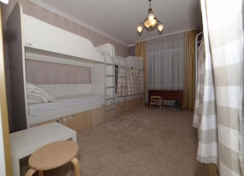БЭРРИ ХОСТЕЛ