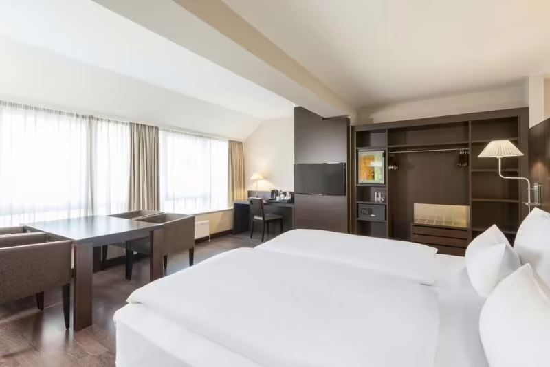 NH DUSSELDORF KONIGSALLEE (EX. NH DUESSELDORF CITY CENTER)