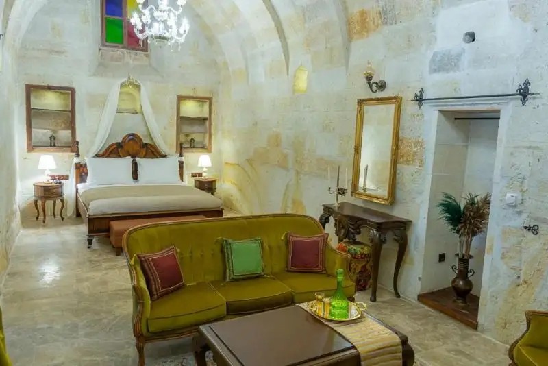 ZEYDEM SUITES
