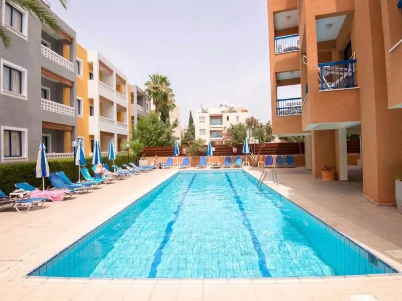 KEFALOS DAMON HOTEL APART