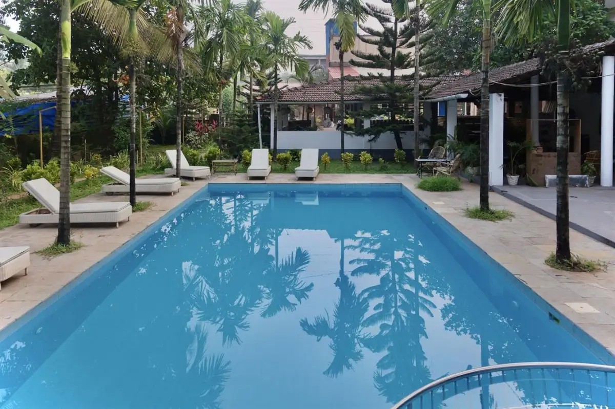 OASIS BEACH RESORT