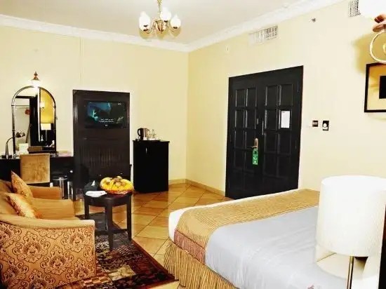 AL JAZEERA ROYAL HOTEL