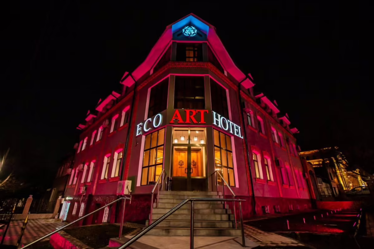 ART ECO HOTEL