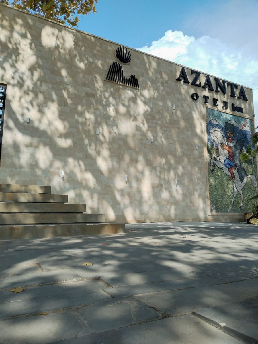 AZANTA