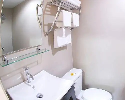 TROPICAL PALM RESORT & SPA
