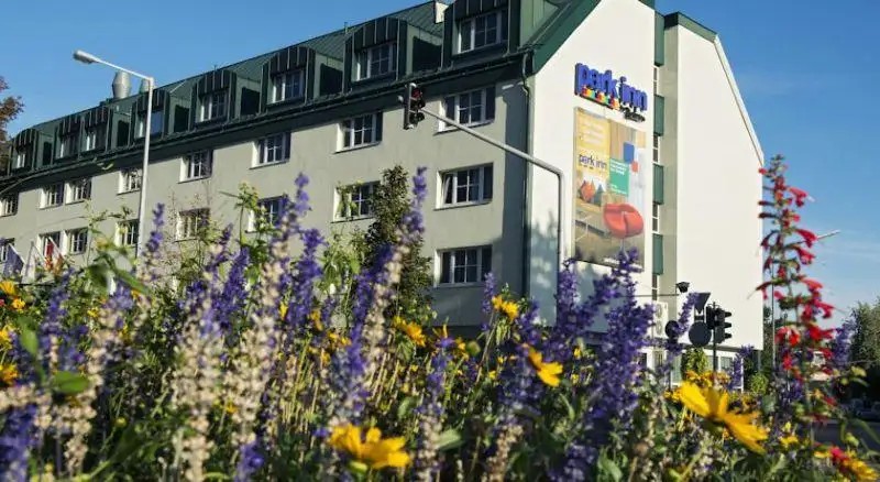 PARK INN BY RADISSON UNO CITY VIENNA