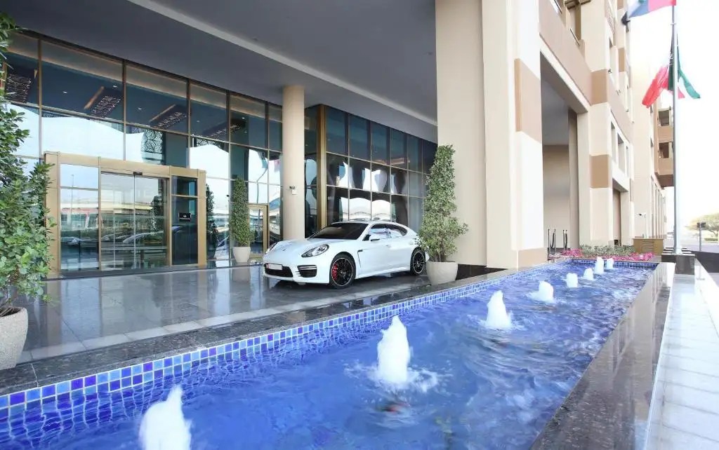 METROPOLITAN HOTEL DUBAI