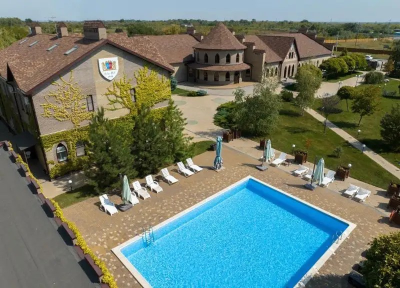 SCHER HOF