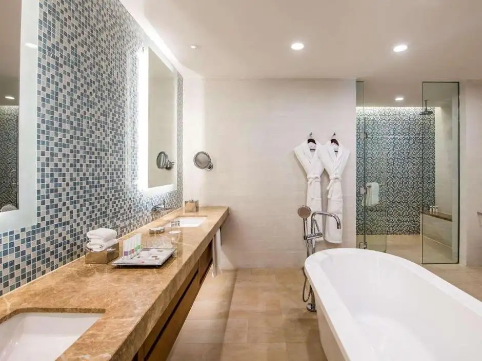 SWISSOTEL AL GHURAIR (EX. AL GHURAIR HOTEL BY ACCORHOTELS)