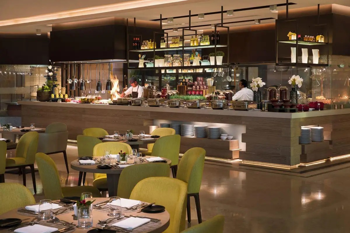 SAADIYAT ROTANA RESORT & VILLAS