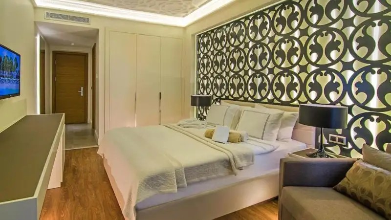 HALAL PARADISE DIDIM