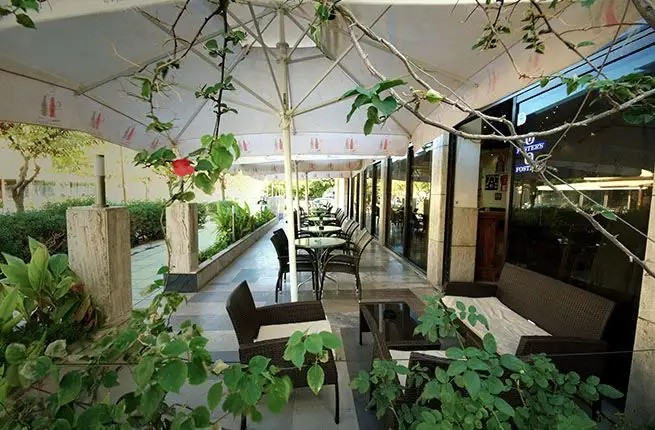 POSEIDON HOTEL AND APARTMENTS