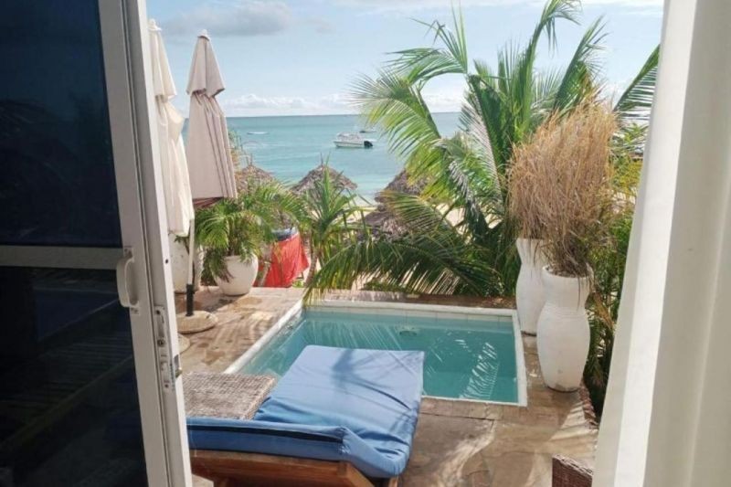 sea view with jacuzzi