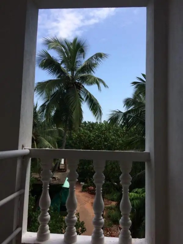 WHITE HOUSE BEACH APARTMENT