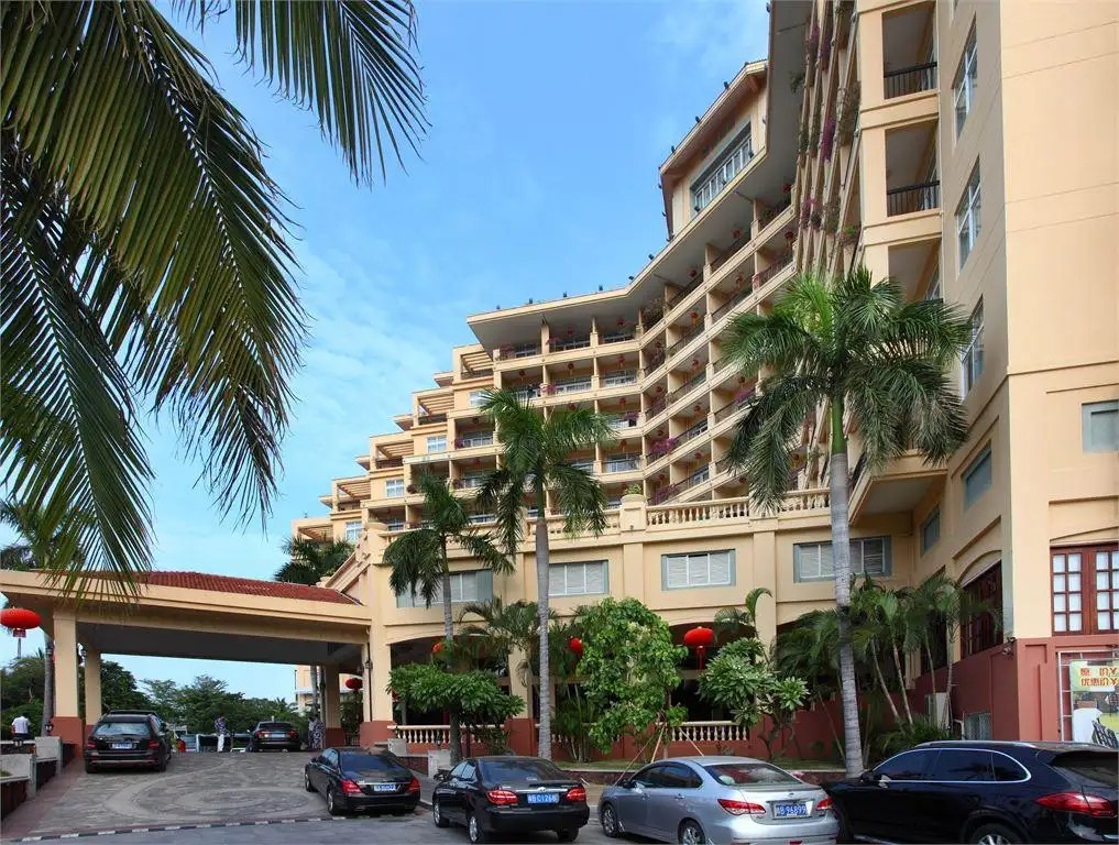 GOLDEN PHOENIX SEAVIEW