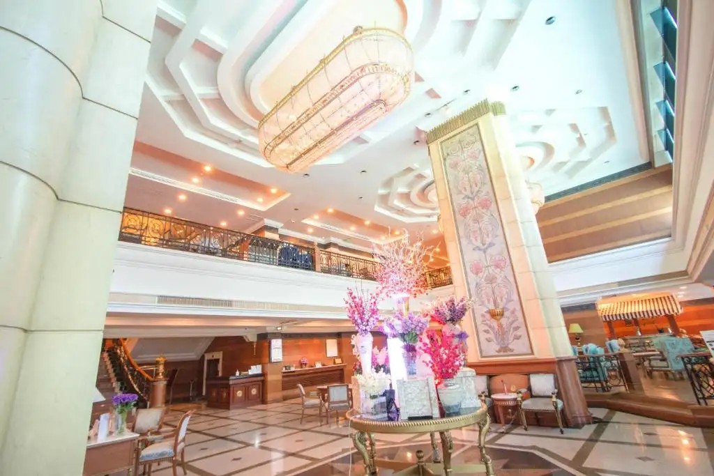 GOLDEN TULIP SOVEREIGN HOTEL BANGKOK