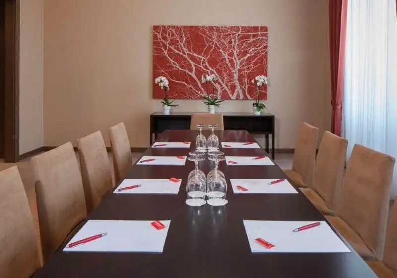 AUSTRIA TREND SAVOYEN