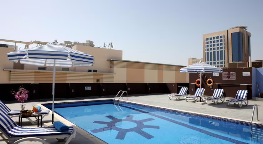 ROYAL ASCOT HOTEL APARTMENT