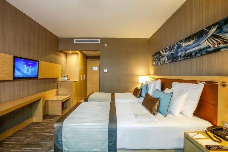 PARK DEDEMAN BOSTANCI HOTEL
