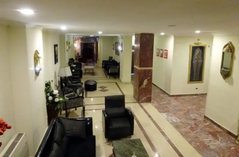 INDIANA HOTEL