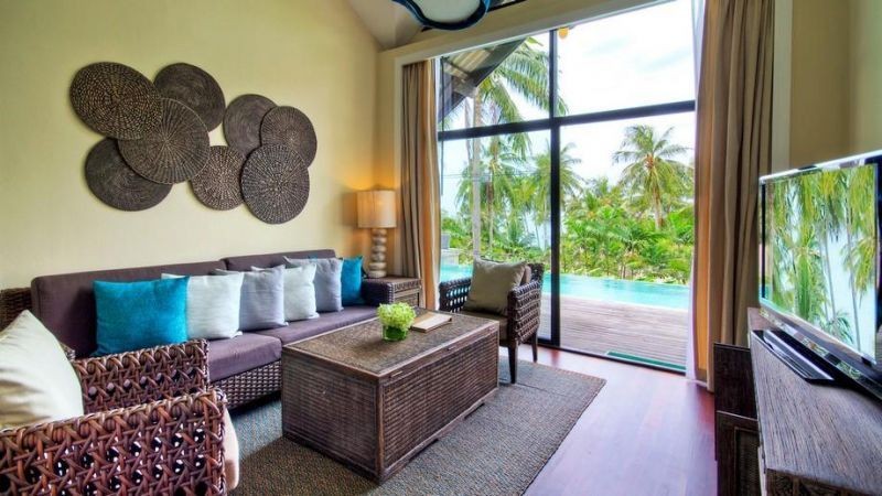 pool villa