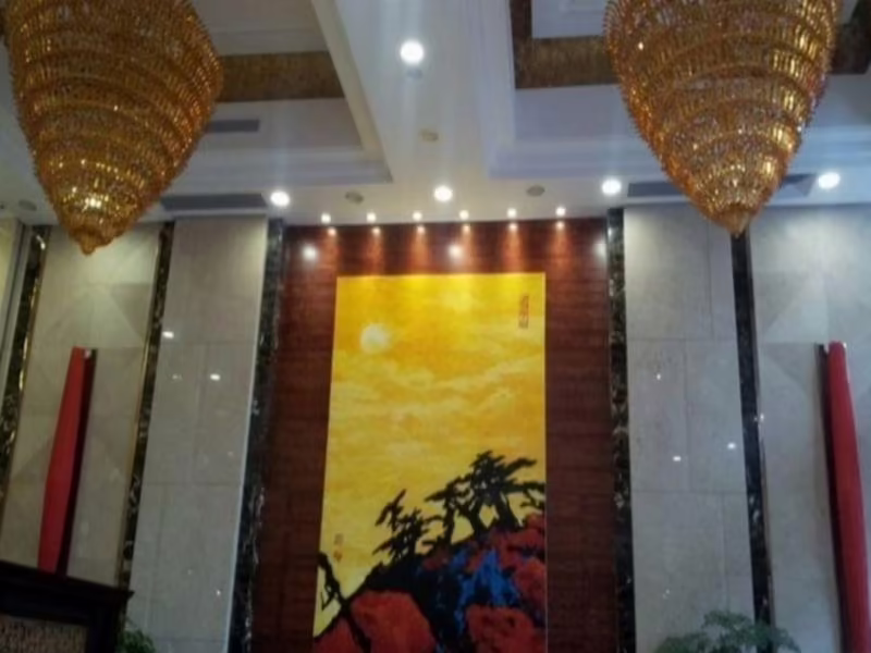 BOYA HOLIDAY