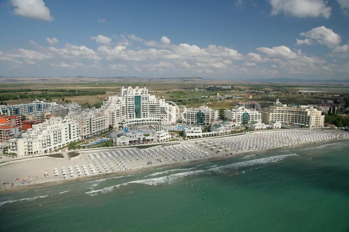 SUNSET RESORT POMORIE