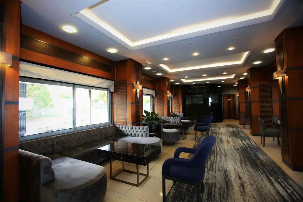 LARA HOTEL