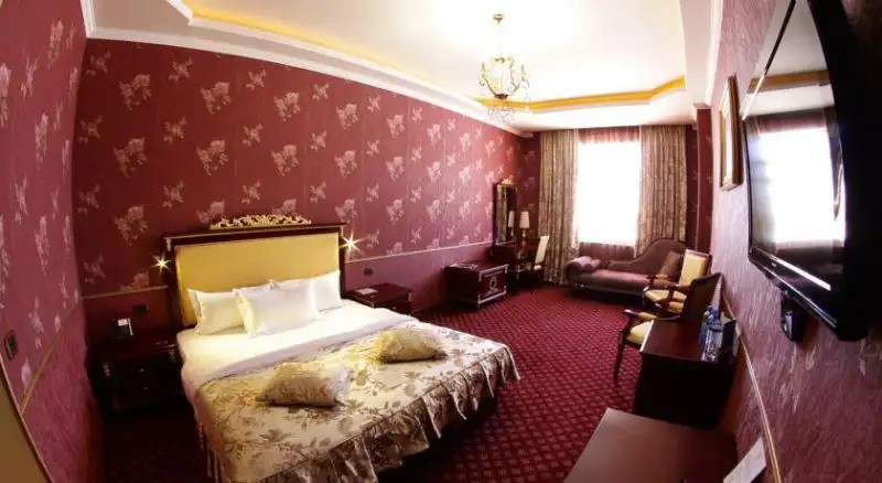 GOLDEN PALACE RESORT & SPA