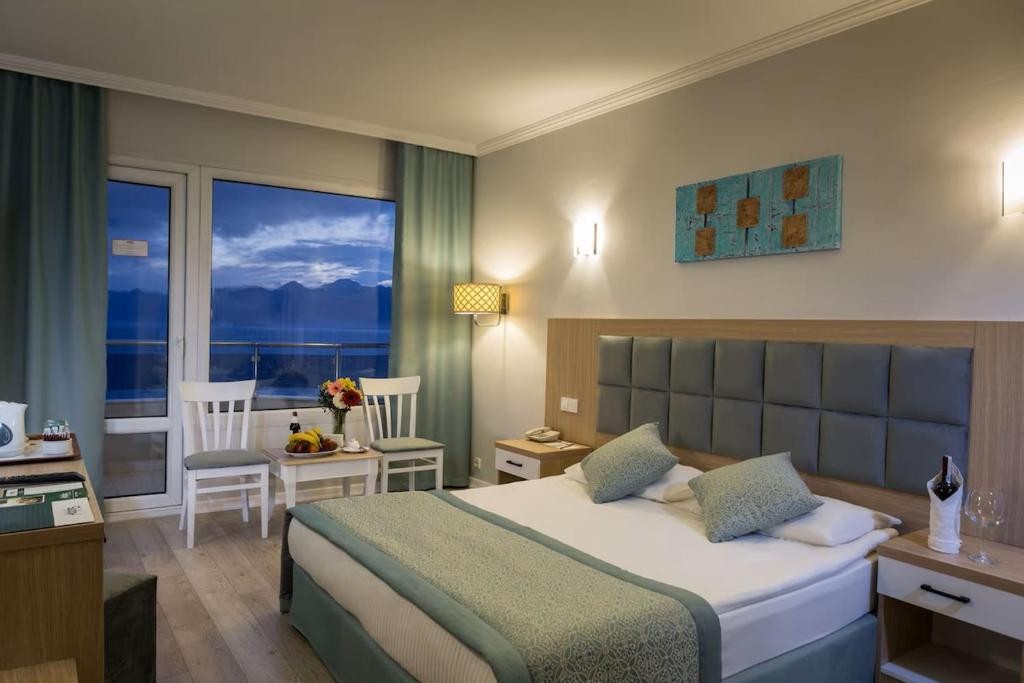 ADONIS HOTEL ANTALYA