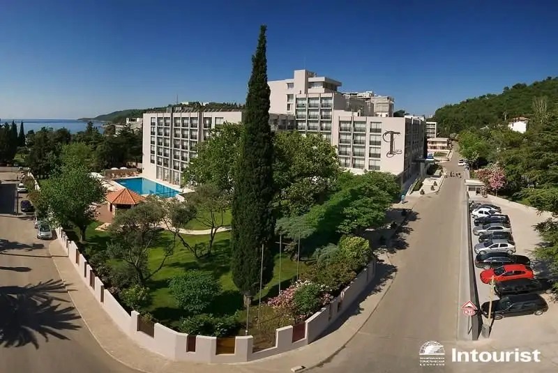 SENTIDO TARA MAGNOLIA VILLAS