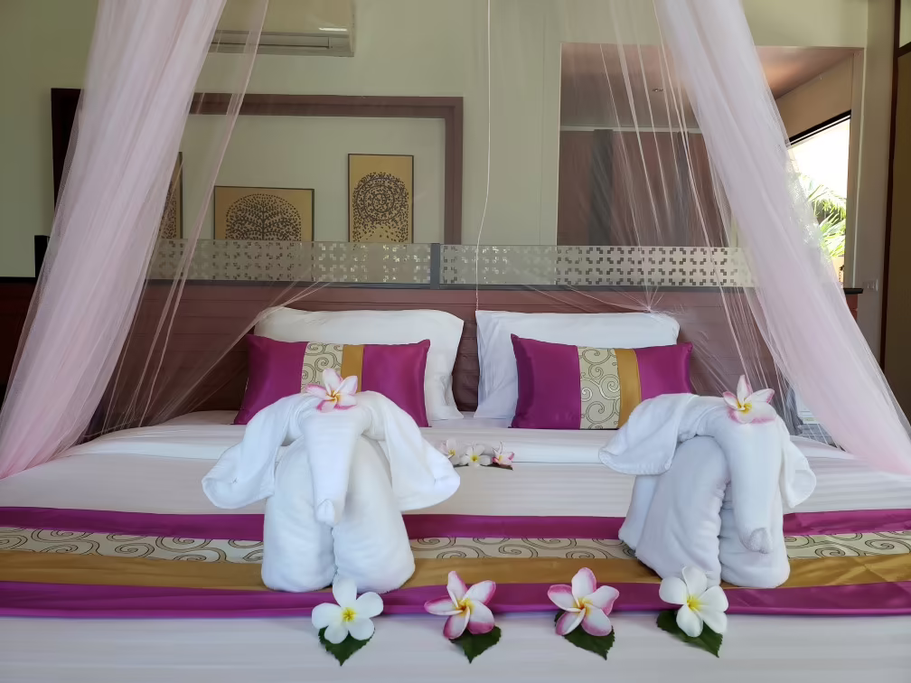 PHI PHI LONG BEACH RESORT & VILLA