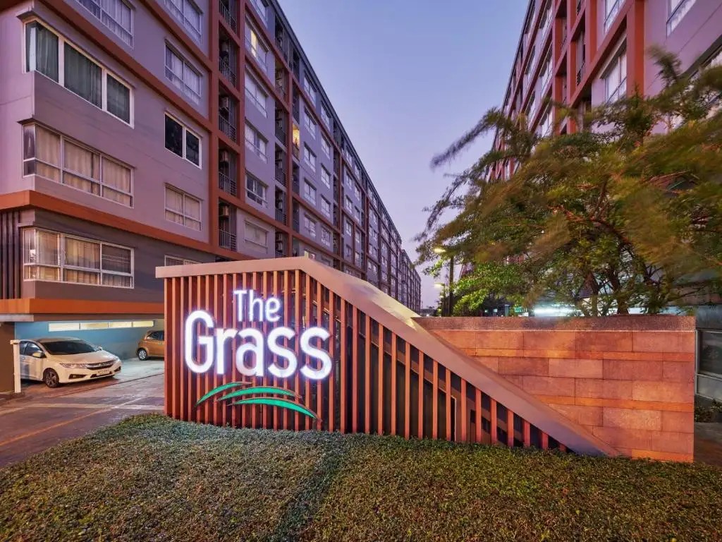 THE GRASS SERVICED SUITES