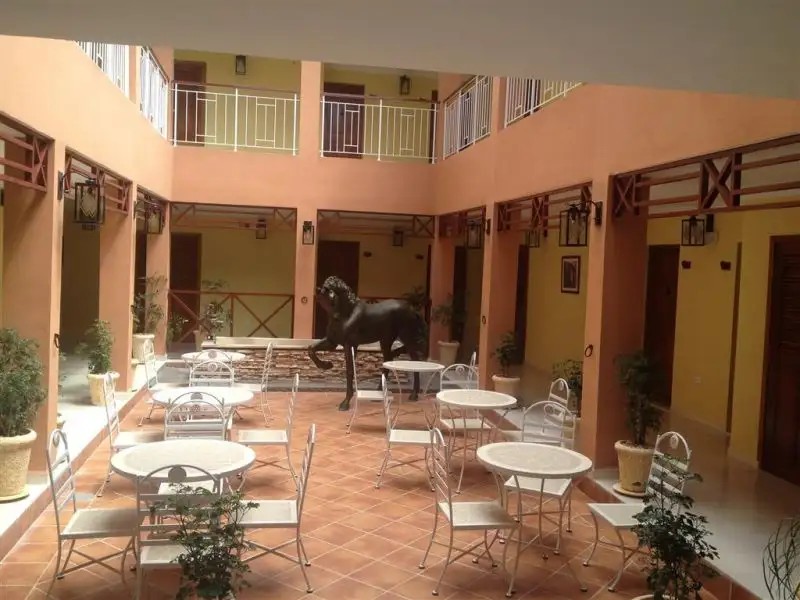 HOTEL E CABALLERIZA